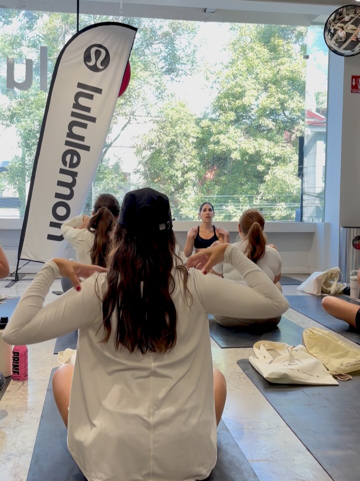 Sesión de comunidad con MUV BAR y Lululemon